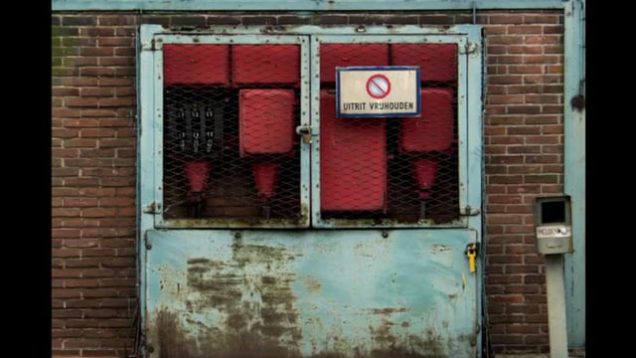 Sparks and Electric surge 3DS Max Pflow